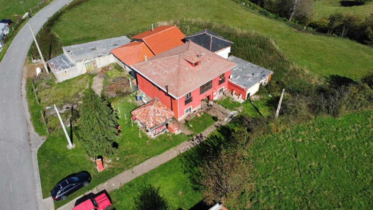 Casa Faruxo Hotel Cangas De Narcea Buitenkant foto